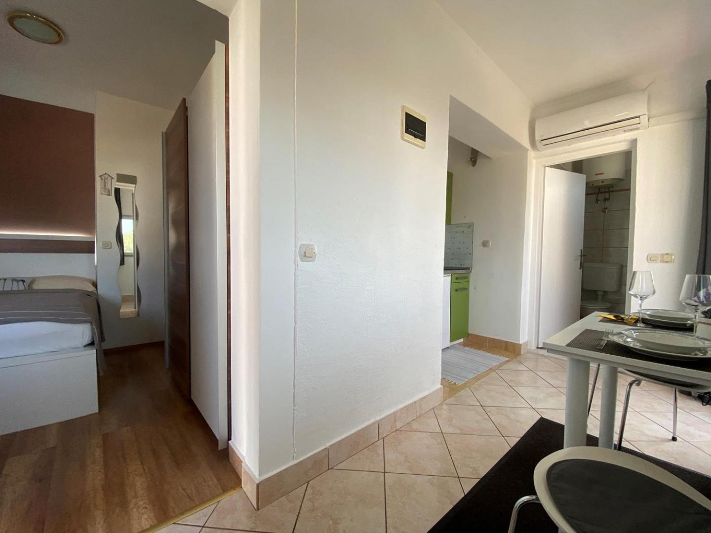 Charming Apartments Dodo Крк Екстер'єр фото