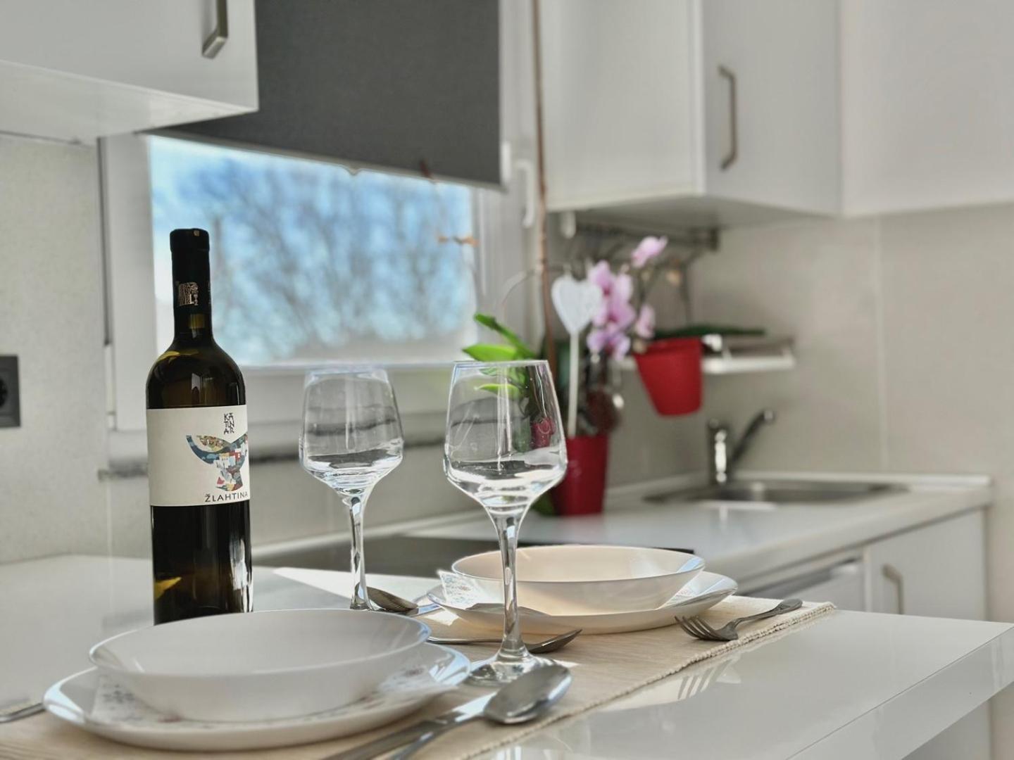 Charming Apartments Dodo Крк Екстер'єр фото